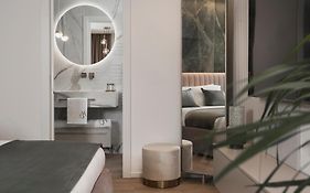 Marina Suite Apartments